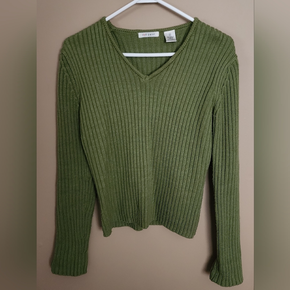 Earthy Green V-Neck Ribbed Sweater